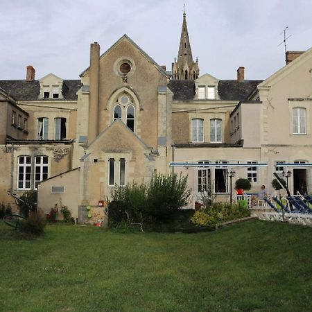מלון Morannes sur Sarthe-Daumeray Logis Le Port Saint Aubin מראה חיצוני תמונה